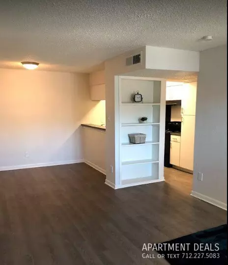 10956 Briar Forest Drive, Houston, TX 77042 photo 3