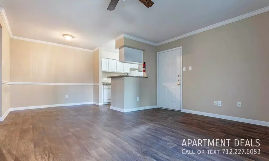 1106 Langwick Drive, Houston, TX 77060 photo 3