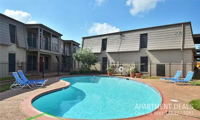 112 Allendale RD photo 3