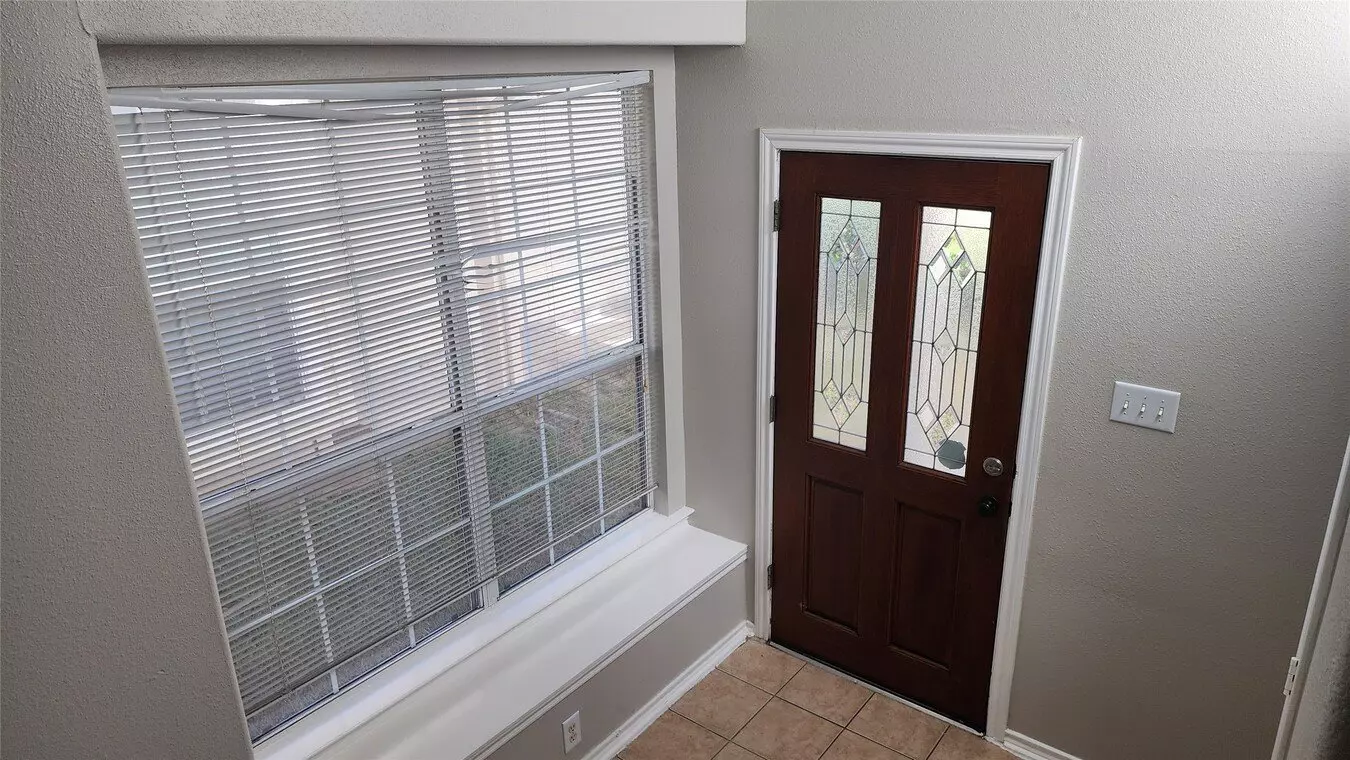 11430 Hackmatack Way, Houston, TX 77066 photo 4