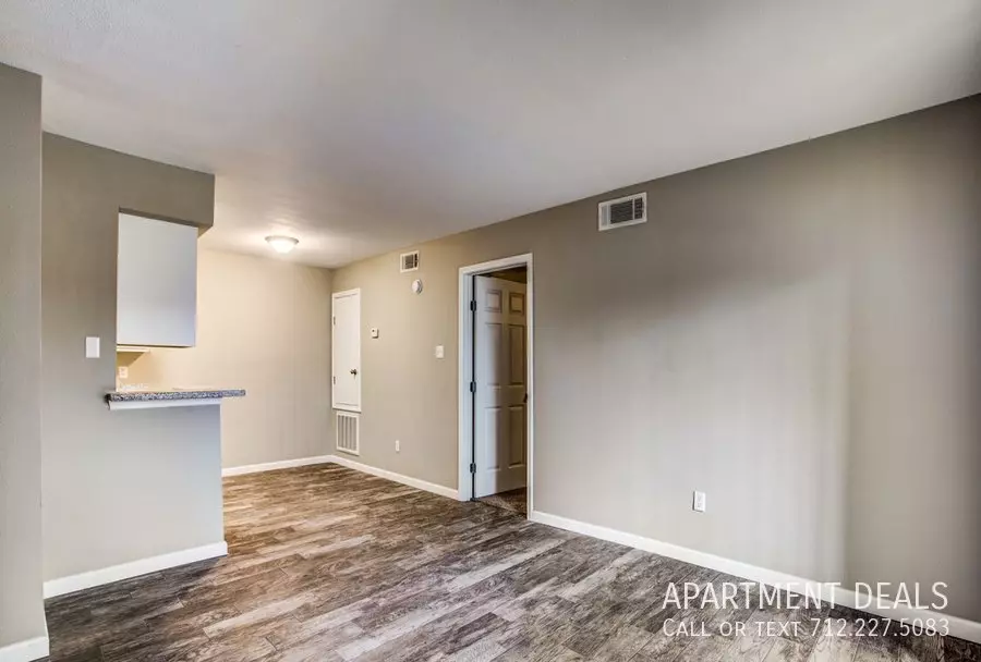 11723 Beamer Road, Houston, TX 77089 photo 4