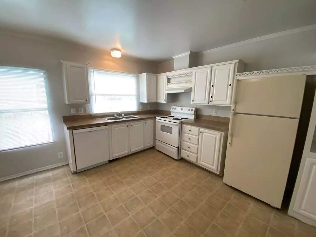 11734 Greensbrook Forest Drive, Houston, TX 77044 photo 3