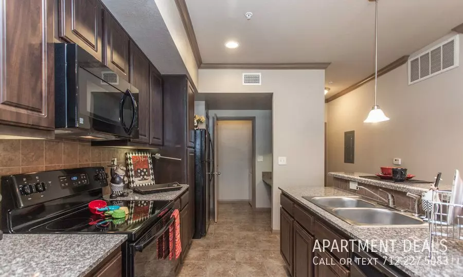 11920 Jansells Crossing Drive, Houston, TX 77065 photo 5