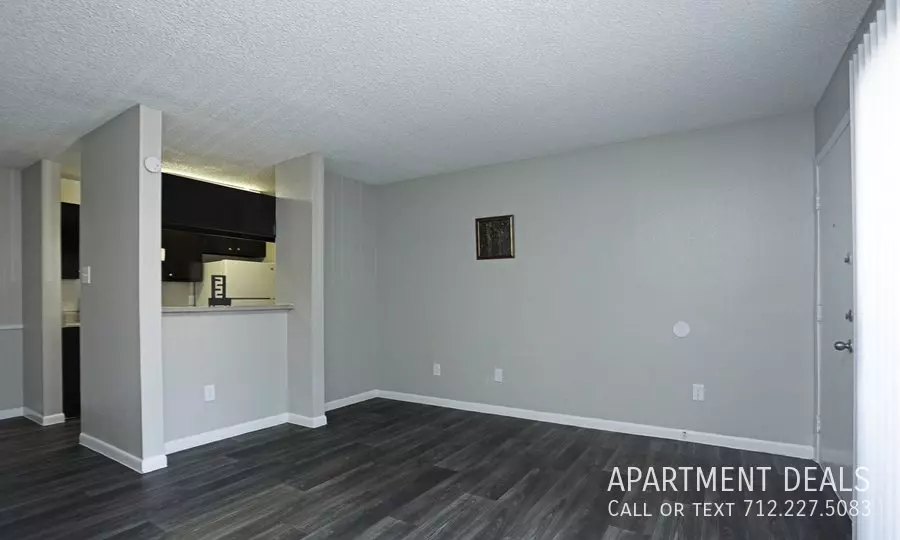 12006 Fleming Drive, Houston, TX 77013 photo 2