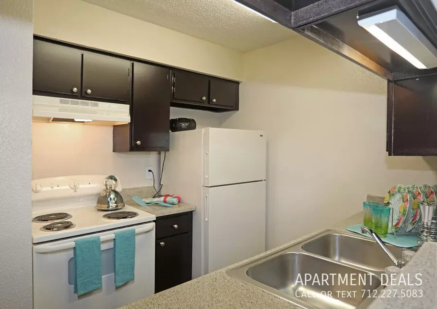12006 Fleming Drive, Houston, TX 77013 photo 4