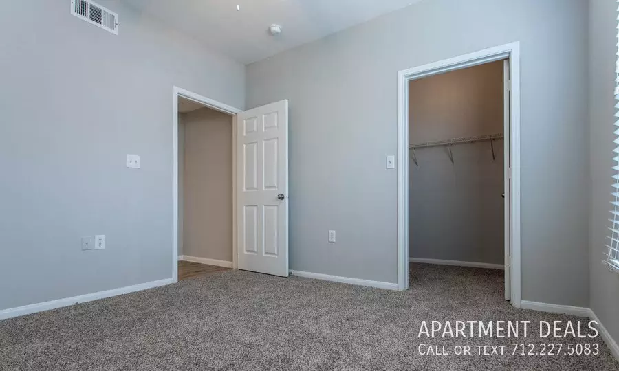 12061 Sabo Road, Houston, TX 77089 photo 3