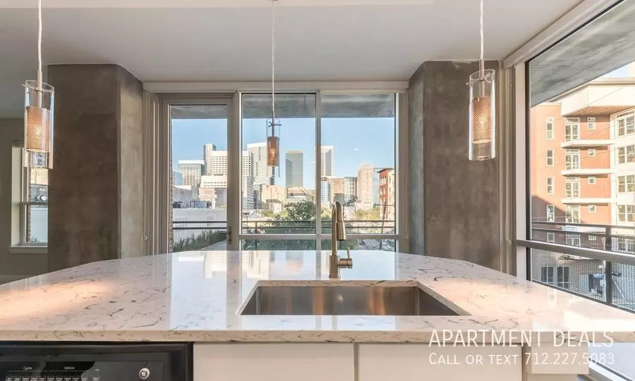 1216 Jefferson Street, Houston, TX 77002 photo 3