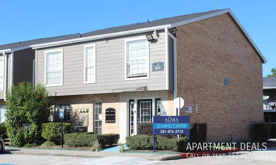 12320 Wayforest Dr photo 4