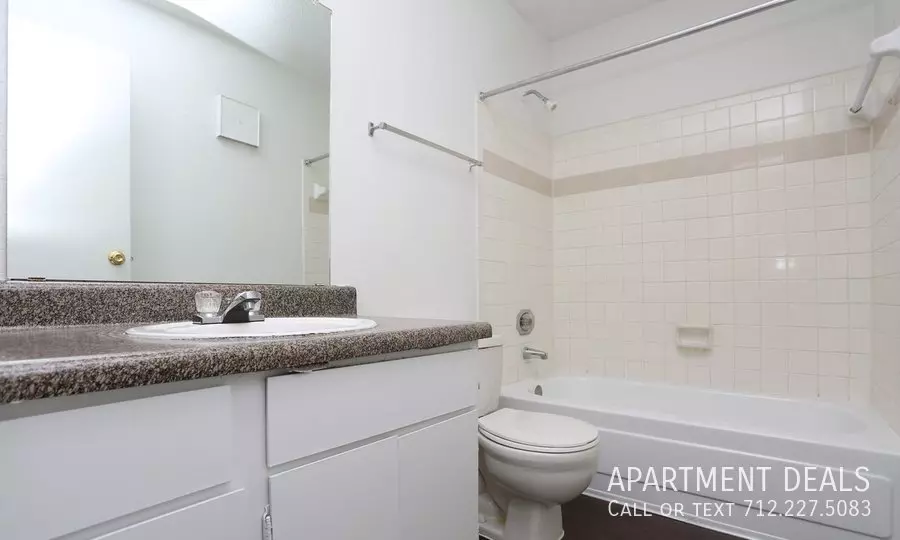12351 Bob White Drive, Houston, TX 77035 photo 2