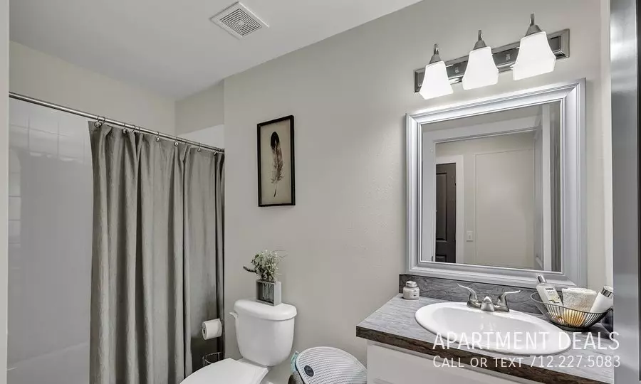 12417 Wood Forest Drive, Houston, TX 77013 photo 5