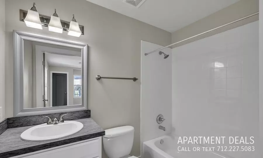 12417 Wood Forest Drive, Houston, TX 77013 photo 3