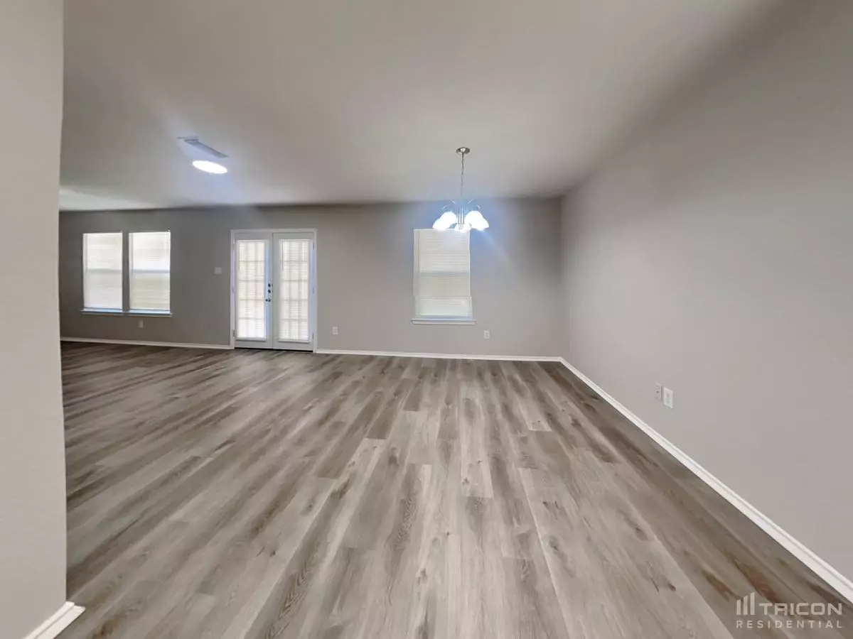 12443 Sterlingstone Drive, Houston, TX 77066 photo 5