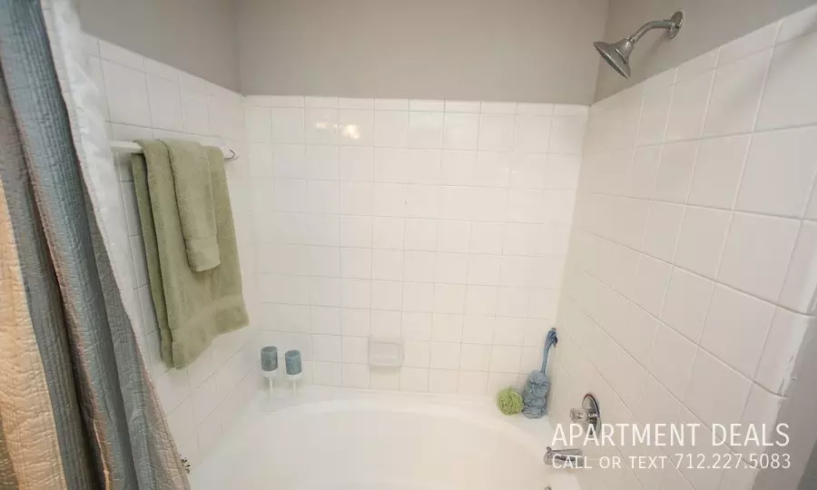 12661 Kuykendahl Road, Houston, TX 77090 photo 3