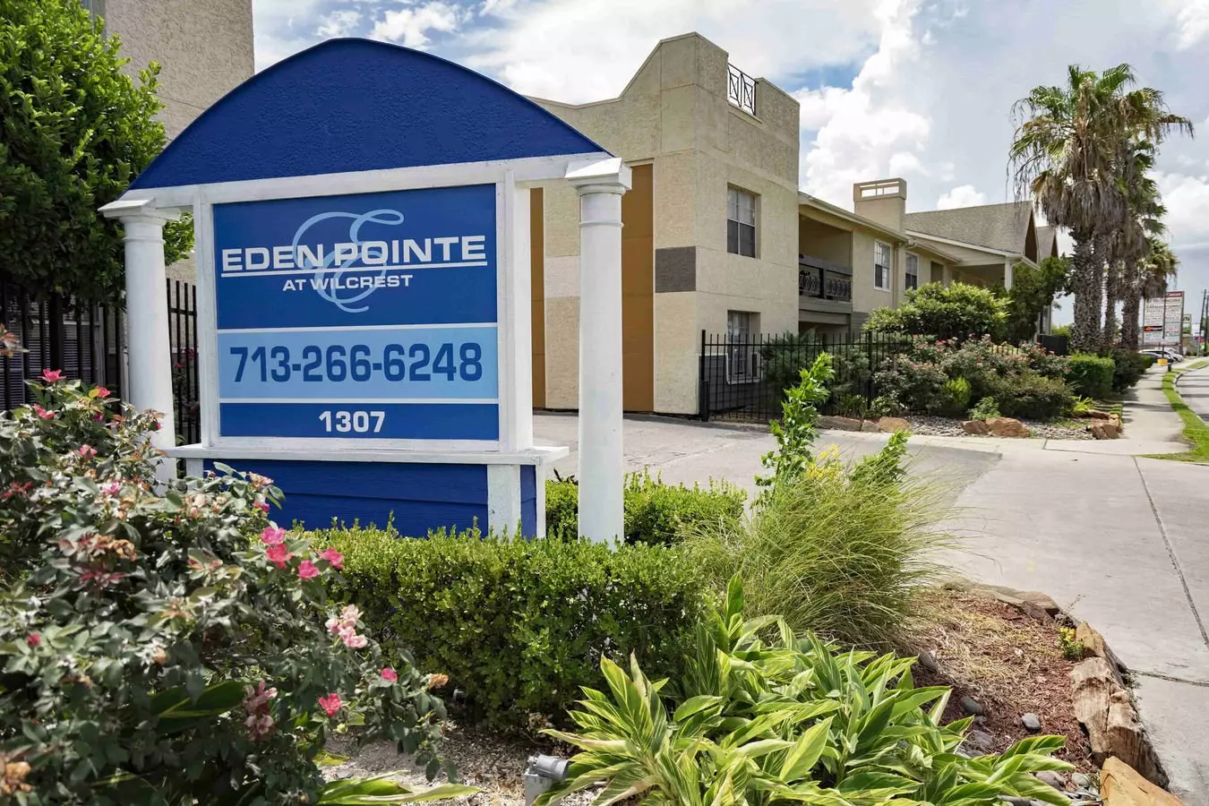 Eden Pointe photo 4