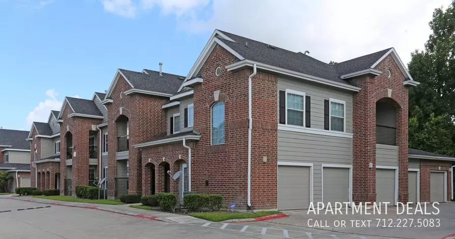 1309 Grand Plaza Drive, Houston, TX 77067 photo 5