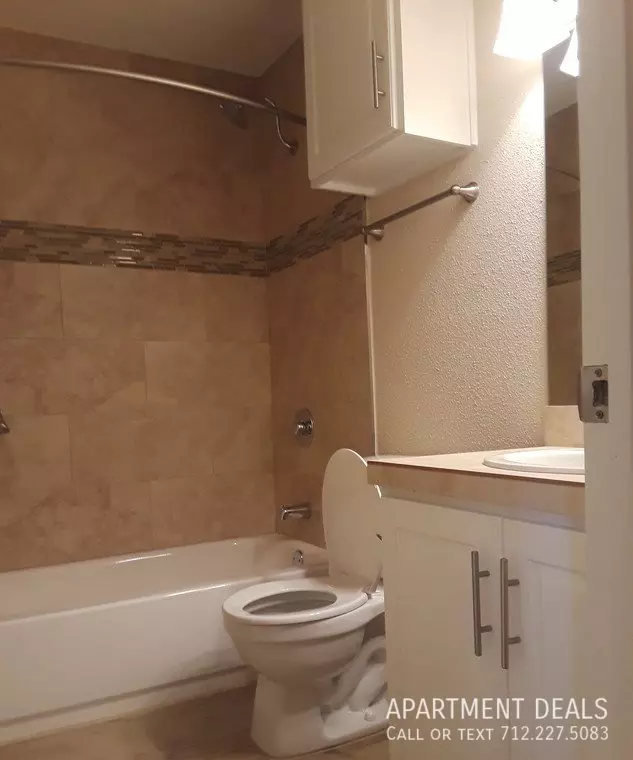 131 West Dyna Drive Dashunaymayberry@gmailcom, Houston, TX 77060 photo 4