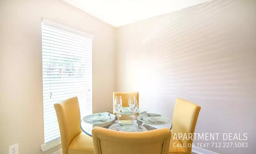 131 West Dyna Drive Dashunaymayberry@gmailcom, Houston, TX 77060 photo 3