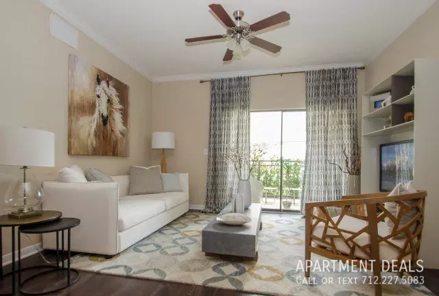 13106 West Bellfort Avenue, Houston, TX 77099 photo 2