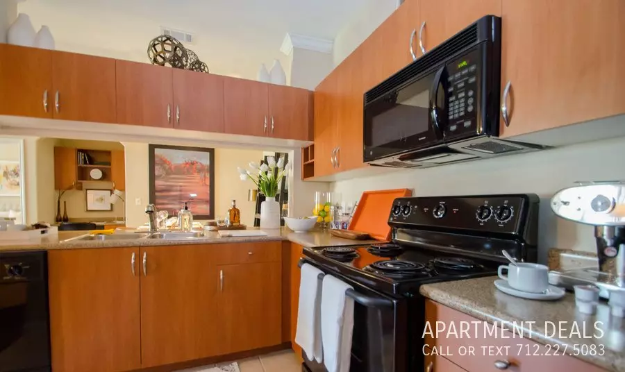 13106 West Bellfort Avenue, Houston, TX 77099 photo 3