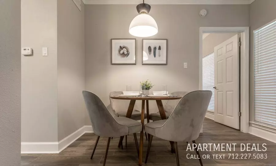 13228 Champions Center Drive, Houston, TX 77069 photo 3