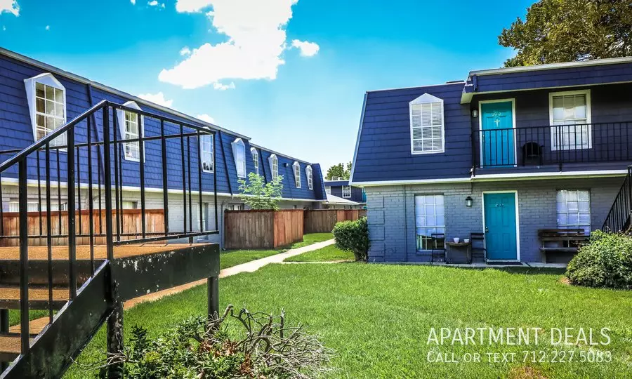 1359 Witte Road, Houston, TX 77055 photo 3