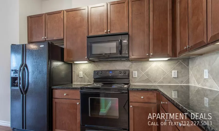 13807 Napoli Drive, Houston, TX 77070 photo 5