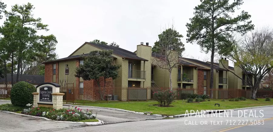 14371 Cornerstone Village Drive, Houston, TX 77014 photo 2
