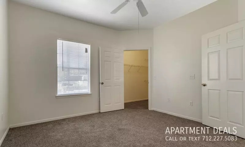 14403 Spears Road, Houston, TX 77067 photo 2