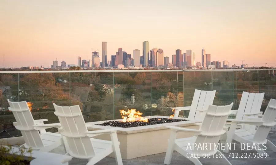 1443 Dorothy Street, Houston, TX 77008 photo 4