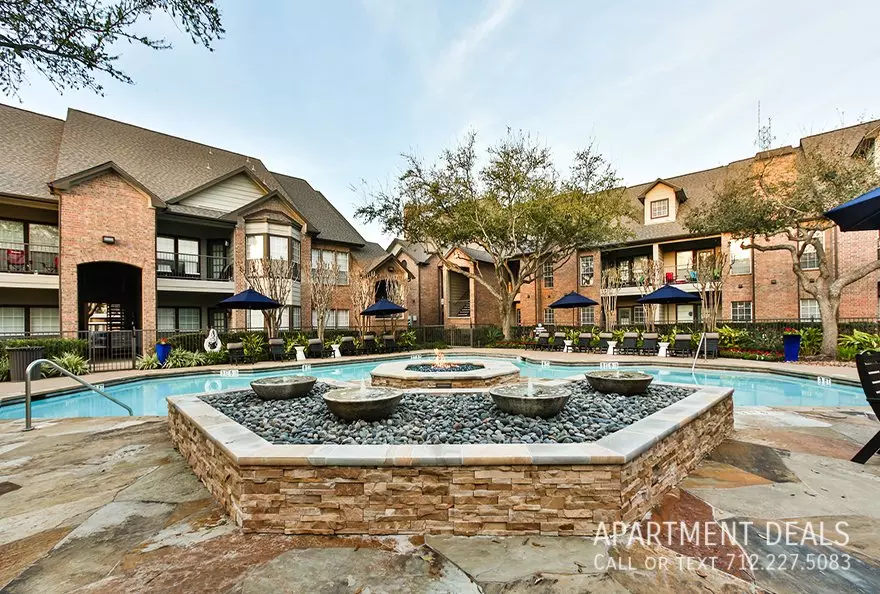 14510 Briar Forest Drive, Houston, TX 77077 photo 2
