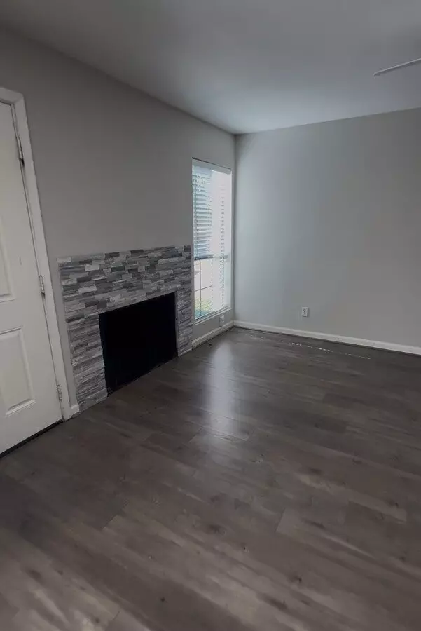 Remington Place Townhomes photo 5