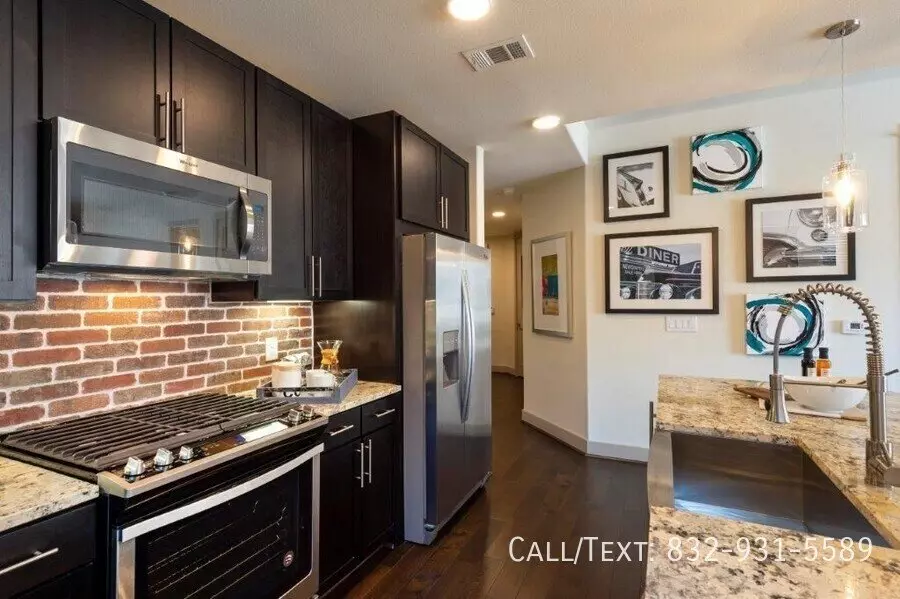 699 Capitol Street, Houston, TX 77002 photo 2