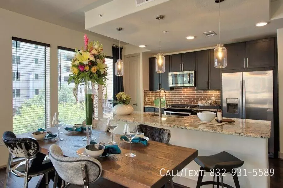 699 Capitol Street, Houston, TX 77002 photo 3