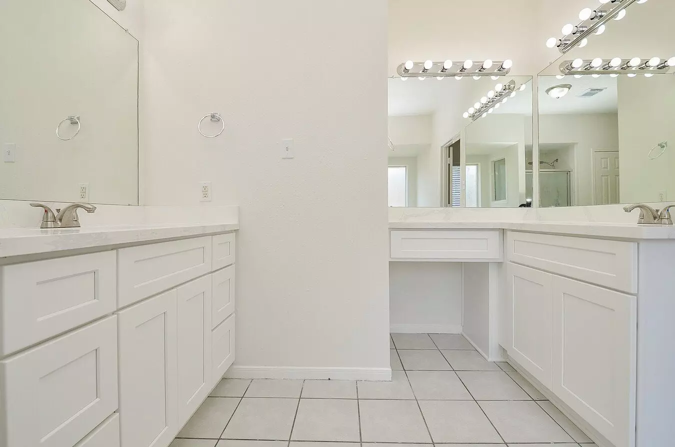 14811 Winterfair Drive, Houston, TX 77082 photo 2