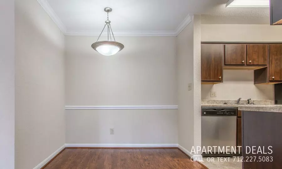 15 Willow Pl Dr photo 3