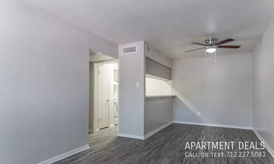 1508 Pech Road, Houston, TX 77055 photo 3