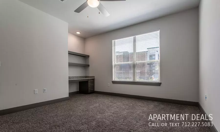 15136 Aldine Westfield Road, Houston, TX 77032 photo 4