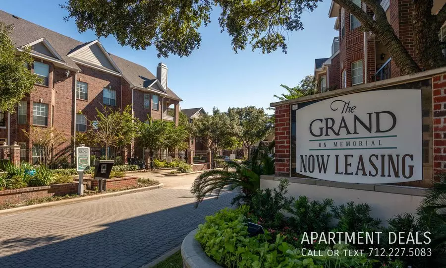 15141 Memorial Drive, Houston, TX 77079 photo 4