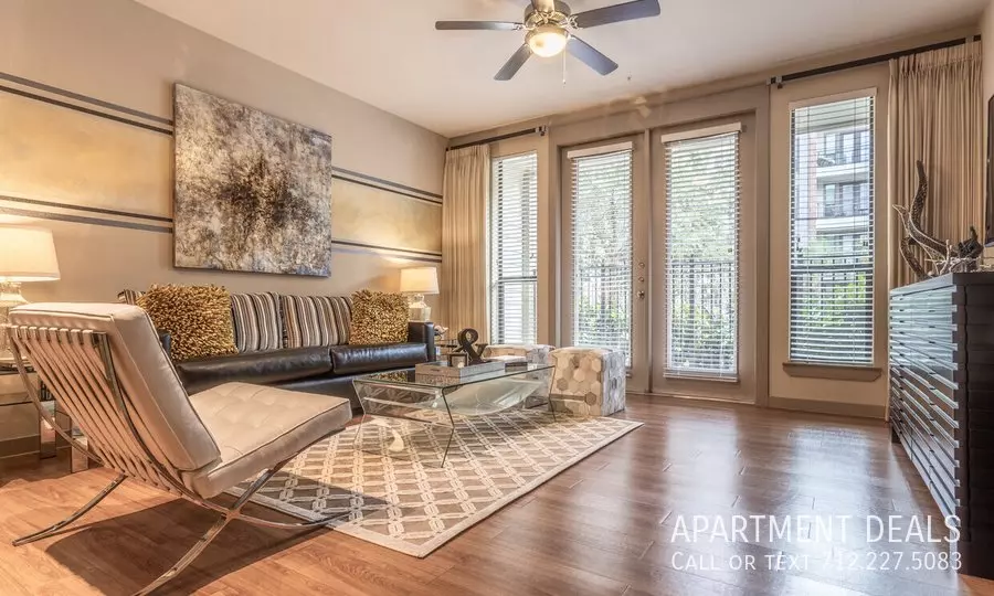 15306 Cutten Road, Houston, TX 77070 photo 2