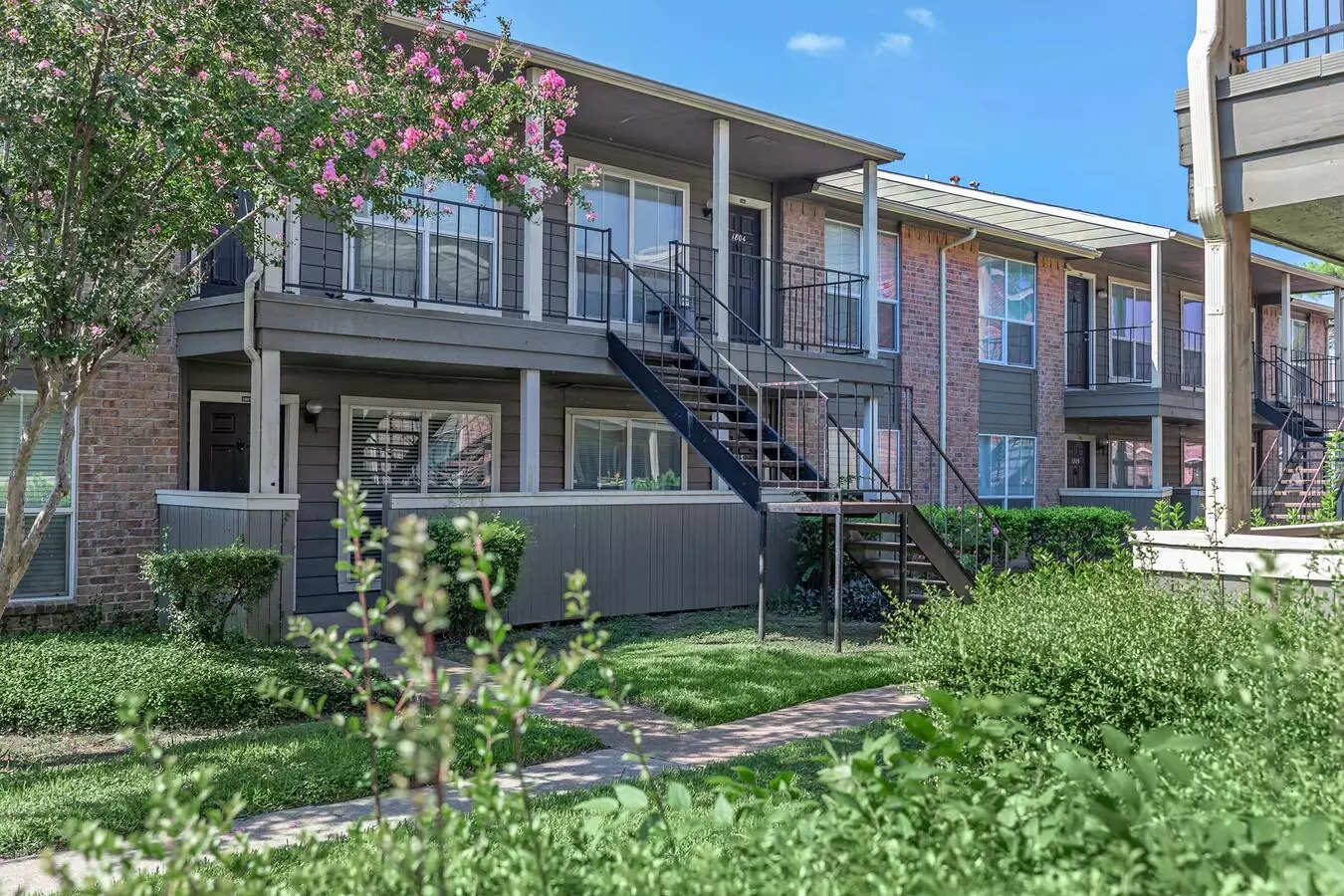 15330 Ella Boulevard Boulevard, Houston, TX 77090 photo 3