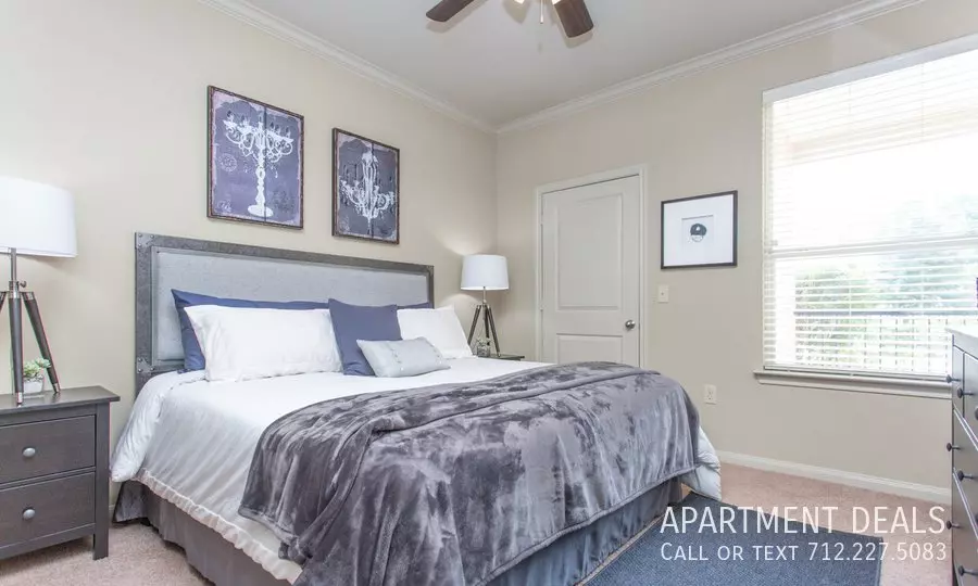 15336 Liberty River Drive, Houston, TX 77049 photo 4