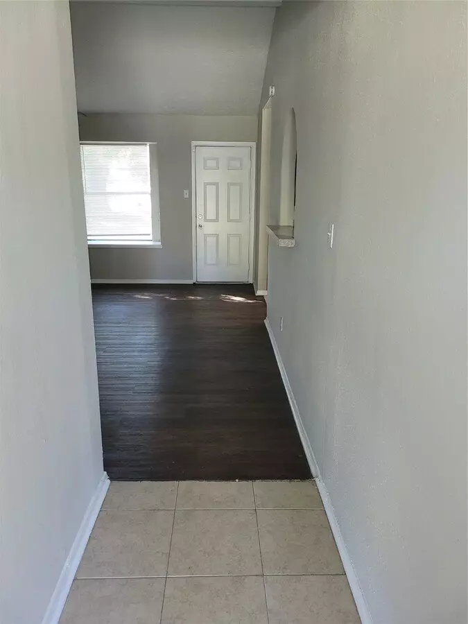 15810 Boonridge Road, Houston, TX 77053 photo 2