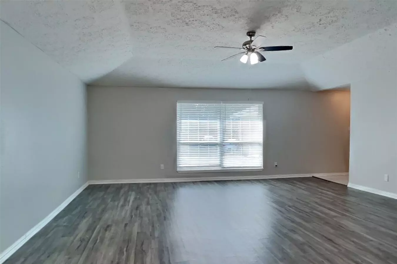 16358 Maplemont Drive, Houston, TX 77095 photo 4