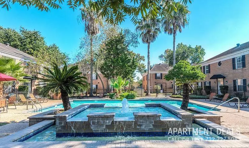 17-26 Gaylord Street, Houston, TX 77024 photo 4