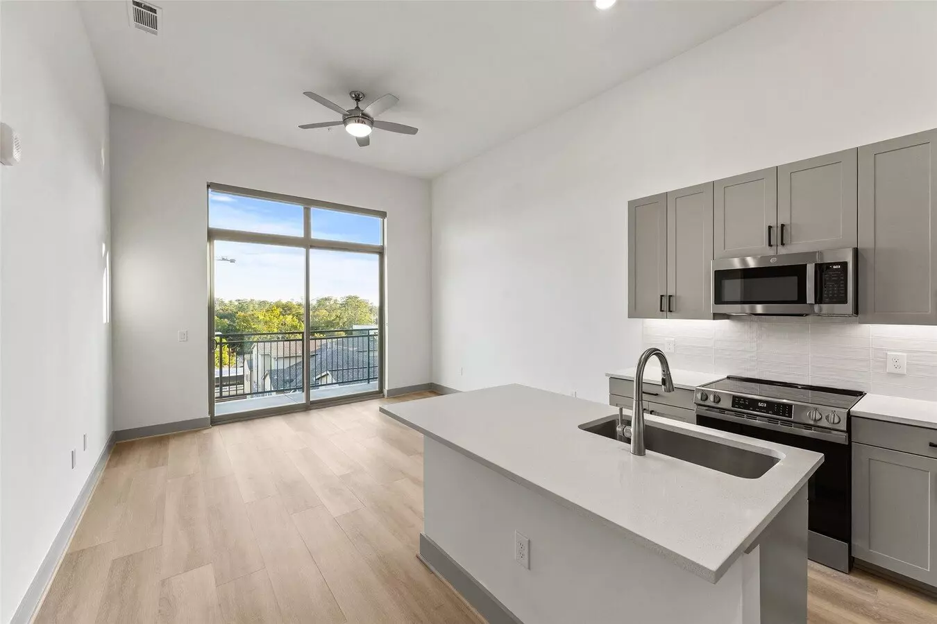 170 Malone Street, Houston, TX 77007 photo 3