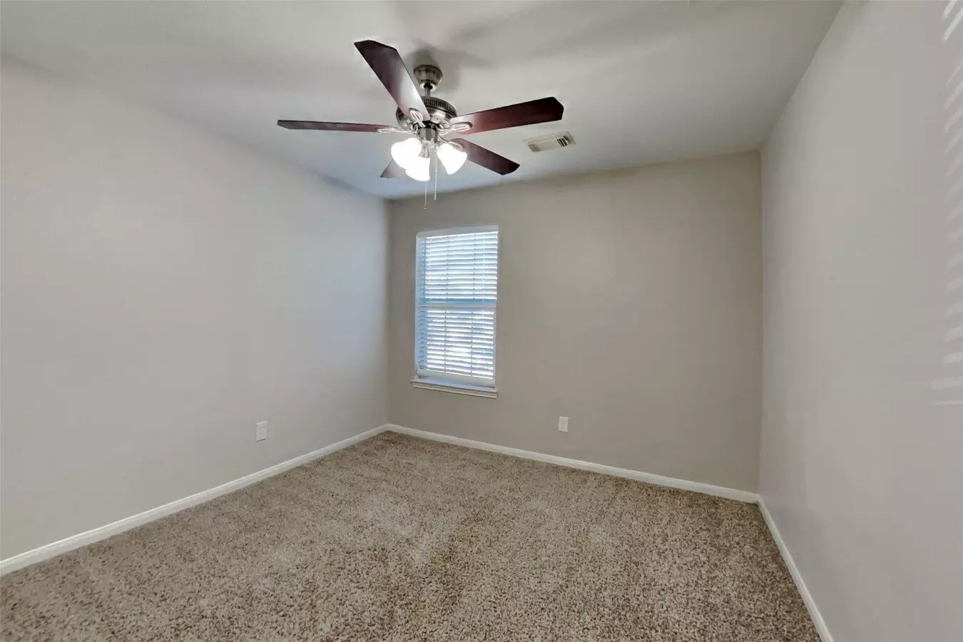 17039 Kemble Creek Drive, Houston, TX 77084 photo 4