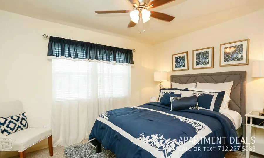 1707 Upland Drive, Houston, TX 77043 photo 4