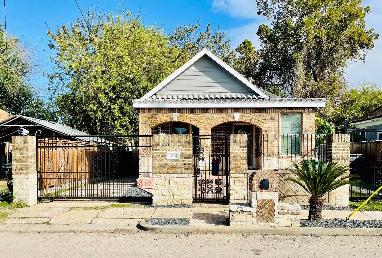 1714 Mary Street, Houston, TX 77026 photo 3