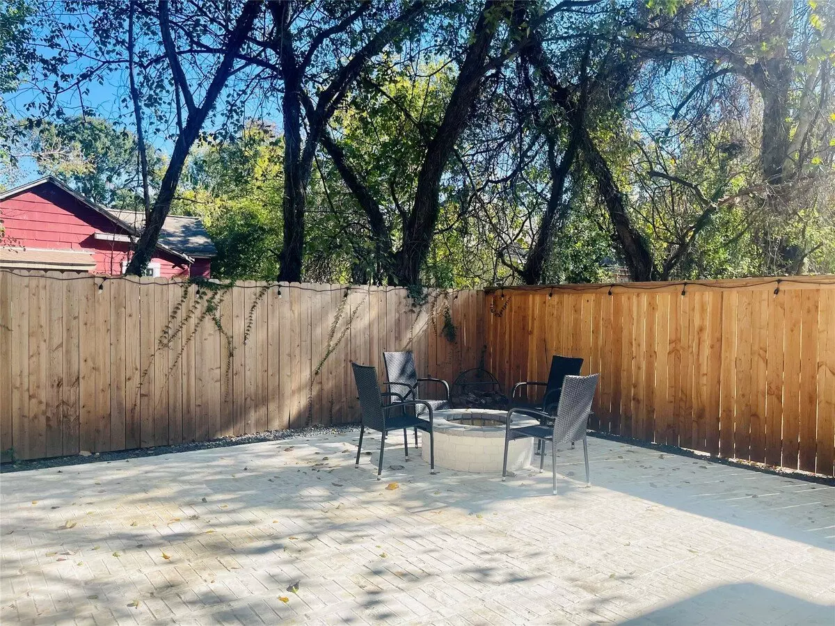 1714 Mary Street, Houston, TX 77026 photo 4