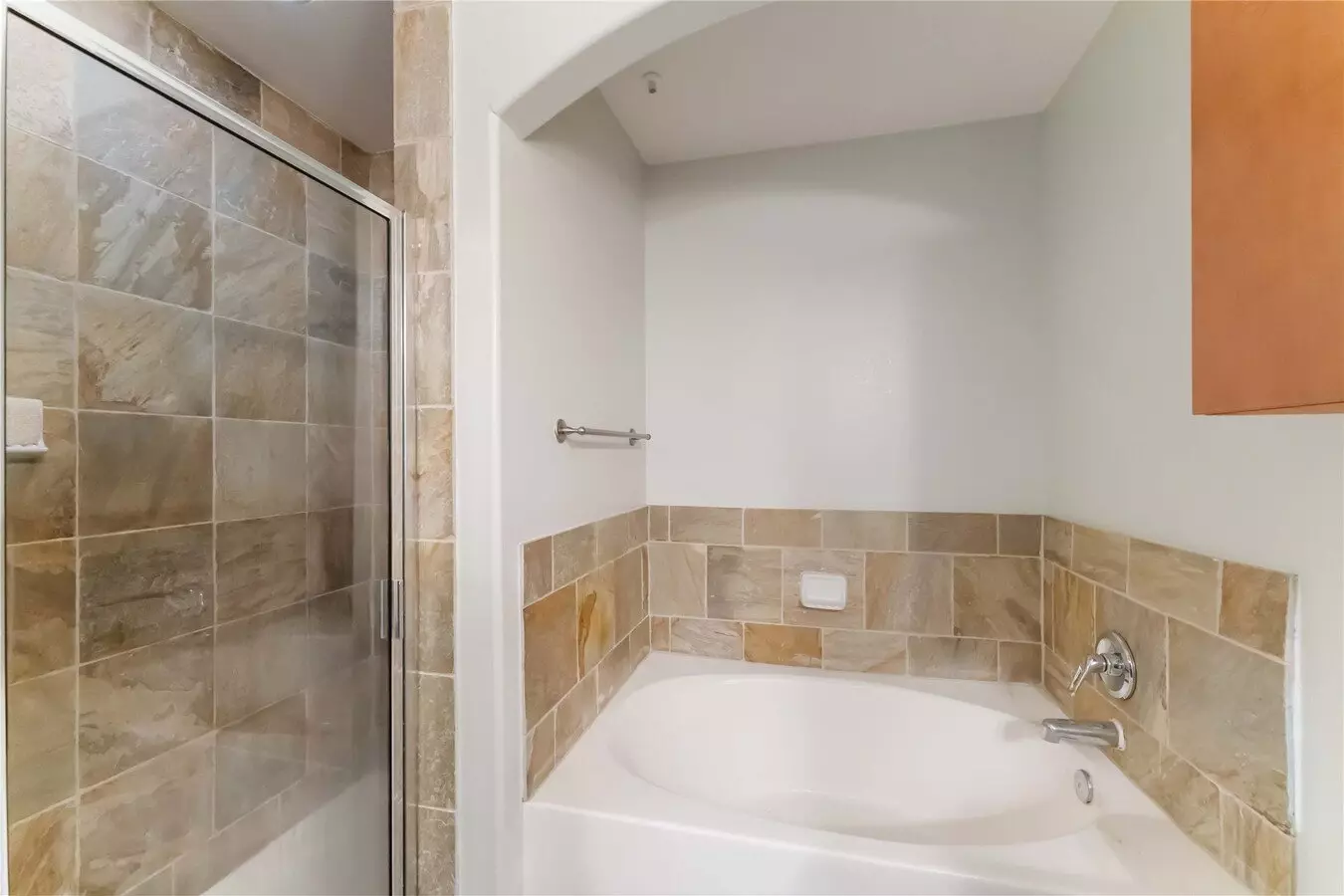 Lofts on Post Oak photo 3